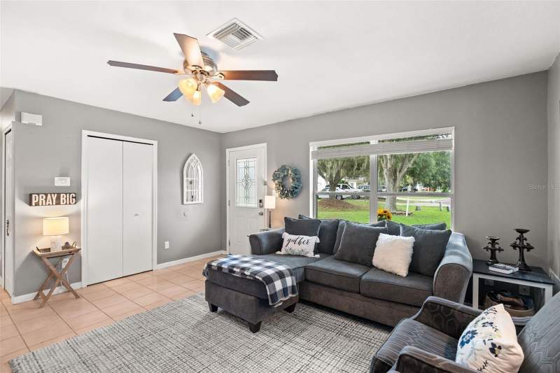 3 bedroom Single Family Residence at 503 Dorothy Circle, Eustis Cricket Lake Village, Eustis — photo 4
