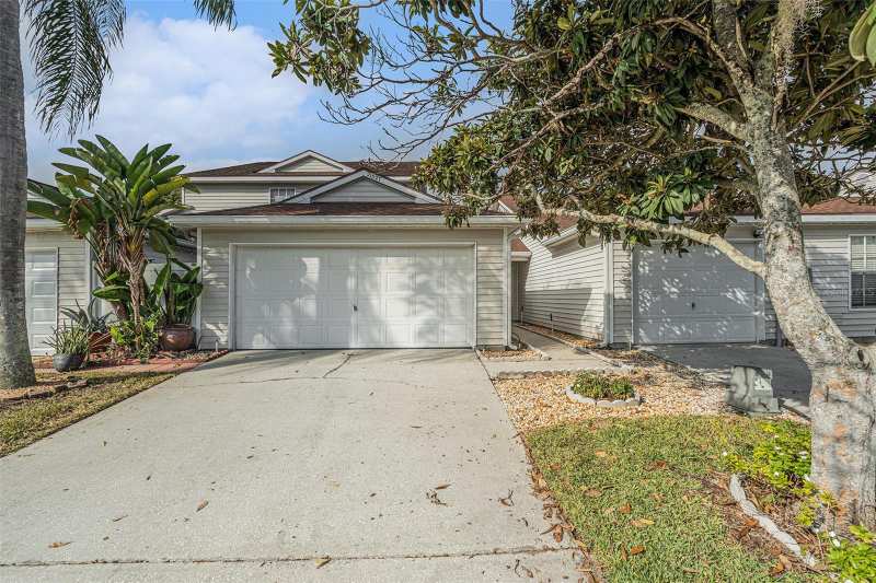 3 bedroom Townhouse at 21527 Woodstork Lane, Lake Heron Phases Three B Four B & Five B Pb 33 Pg, Lutz — photo 1