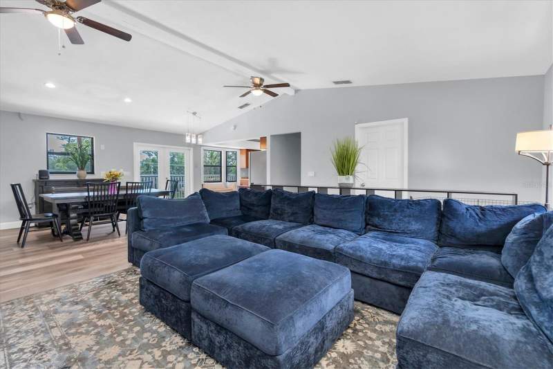 4 bedroom Single Family Residence at 15590 59th Street, Four Pines, Clearwater — photo 5