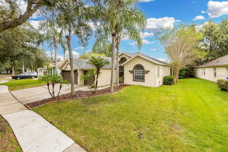 3 bedroom Single Family Residence at 19103 Dove Creek Drive, West Meadows Prcl 5 Ph 1, Tampa — photo 2