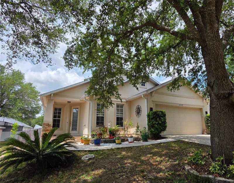 3 bedroom Single Family Residence at 25147 Ironwedge Drive, Fairways At Mt Plymouth Ph 04, Sorrento — photo 1