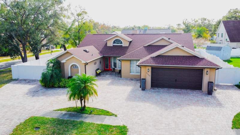 4 bedroom Single Family Residence at 6502 Yellowhammer Avenue, Eaglebrook Ph 2, Tampa — photo 3