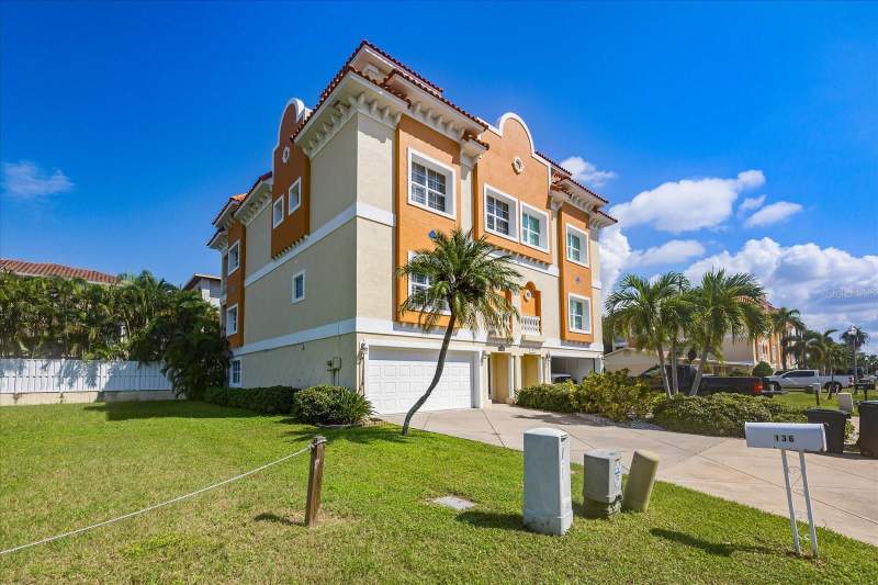 3 bedroom Townhouse at 136 175TH AVENUE, GAY SHORES, REDINGTON SHORES — photo 4