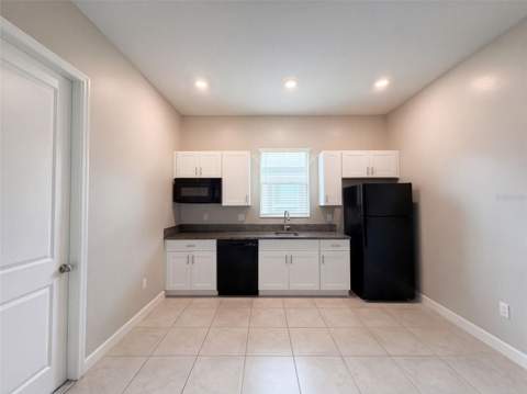 9430 Channing Hill Drive, Ruskin FL - photo 8 of 23