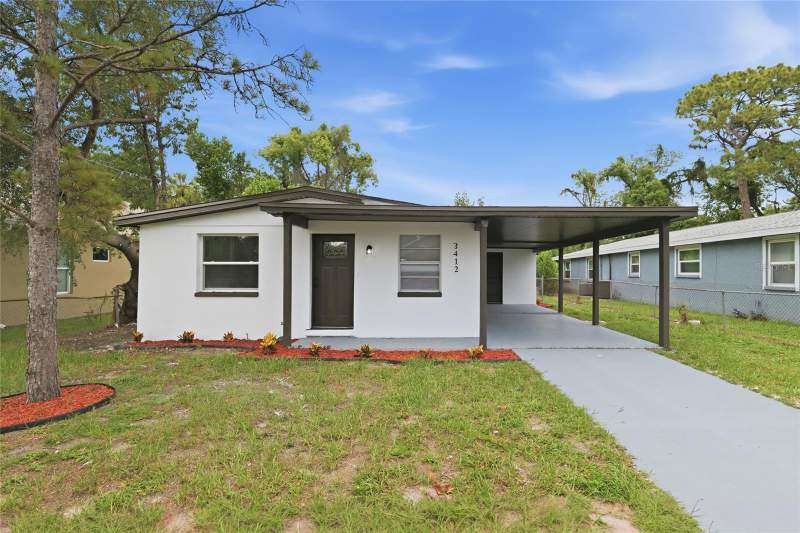 OakhurstHomes for Sale in Tampa, FL