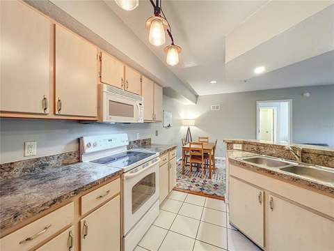 12602 Crest Springs Lane #1333, Orlando FL - photo 11 of 46