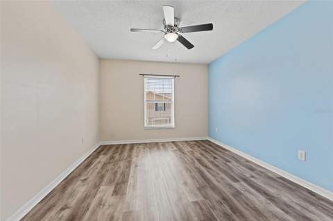 8421 Edgewater Place Boulevard, Tampa FL - photo 17 of 31