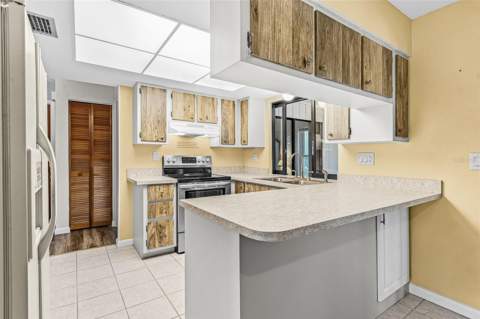 2258 Triton Terrace, Punta Gorda FL - photo 16 of 33