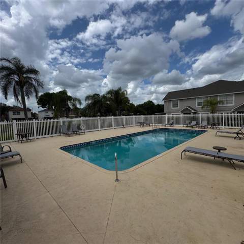306 Kensington Lake Circle, Brandon FL - photo 20 of 23