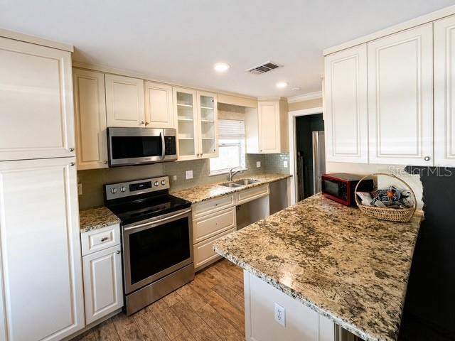 3 bedroom Single Family Residence at 3756 Edison Avenue, Ft Myers Estates Add 02, Fort Myers — photo 4