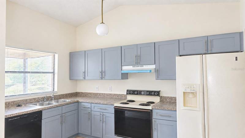 3 bedroom Single Family Residence at 2585 Derby Drive, Deltona Lakes Unit 32, Deltona — photo 5