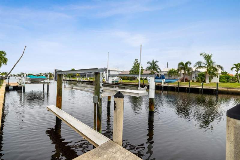 3 bedroom Single Family Residence at 918 Cimarron Drive, Punta Gorda Isles Sec 05, Punta Gorda — photo 4
