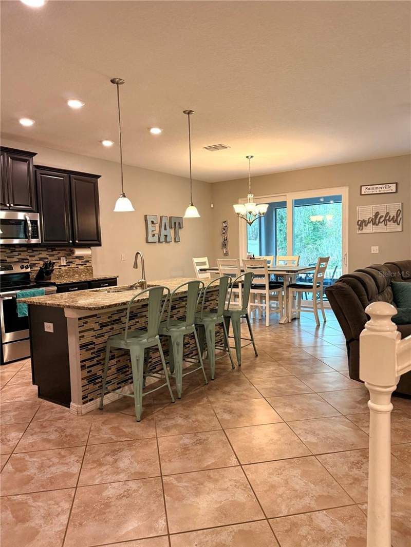 5 bedroom Single Family Residence at 14250 Blue Dasher Drive, Enclave At Boyette, Riverview — photo 3