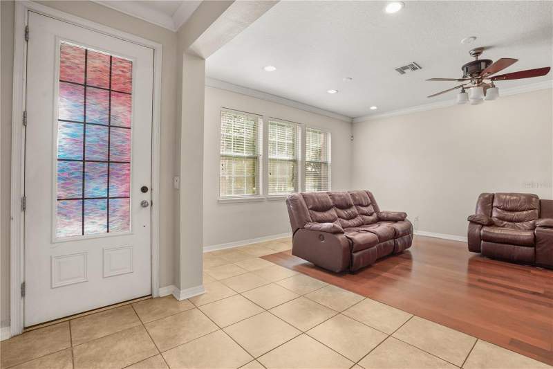 3 bedroom Townhouse at 561 Telfair Square Court, Savannah Park, Sanford — photo 3