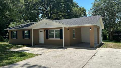 400 Pennsylvania Avenue, home for sale in Fruitland Park 34731