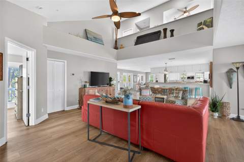 1902 Arrowhead Drive, St Petersburg FL - photo 18 of 49