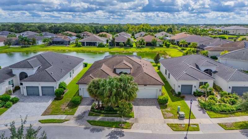 3 bedroom Single Family Residence at 4906 Pamplona Court, Valencia Del Sol, Wimauma — photo 1
