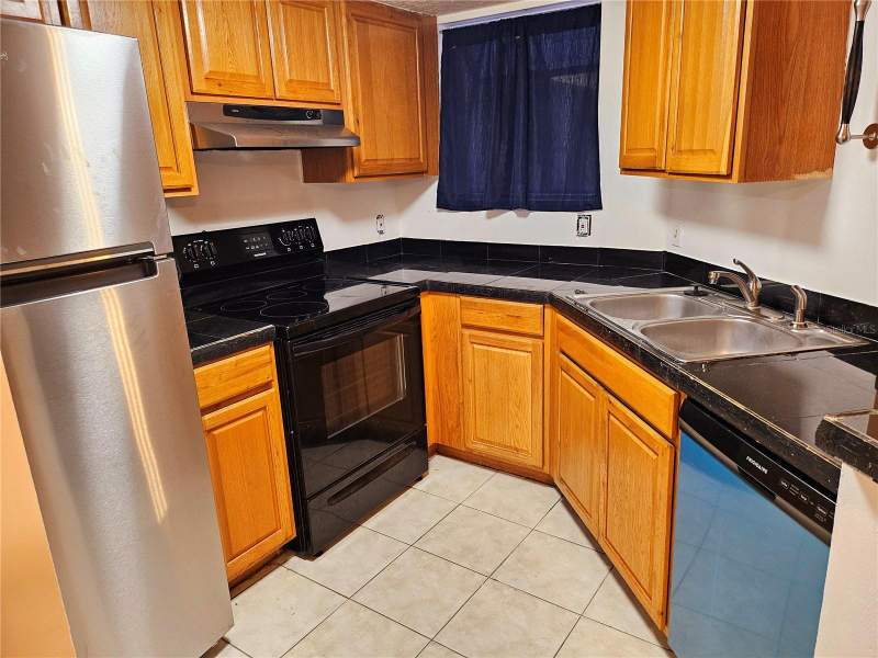 1 bedroom Condominium at 1916 Lake Atriums Circle #25, Plaza/Millenium, Orlando — photo 5