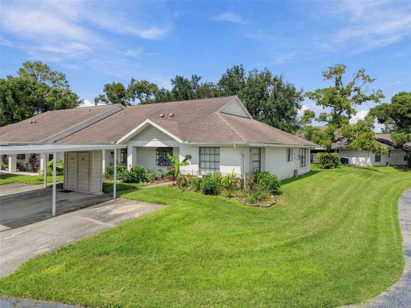 2 bedroom Villa at 7610 Oakmont Lane, Valley Wood 02, New Port Richey — photo 1