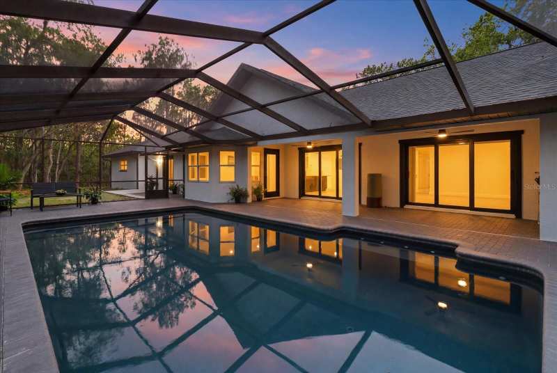 3 bedroom Single Family Residence at 2995 N Bravo Drive, Pine Ridge Unit 02, Beverly Hills — photo 1
