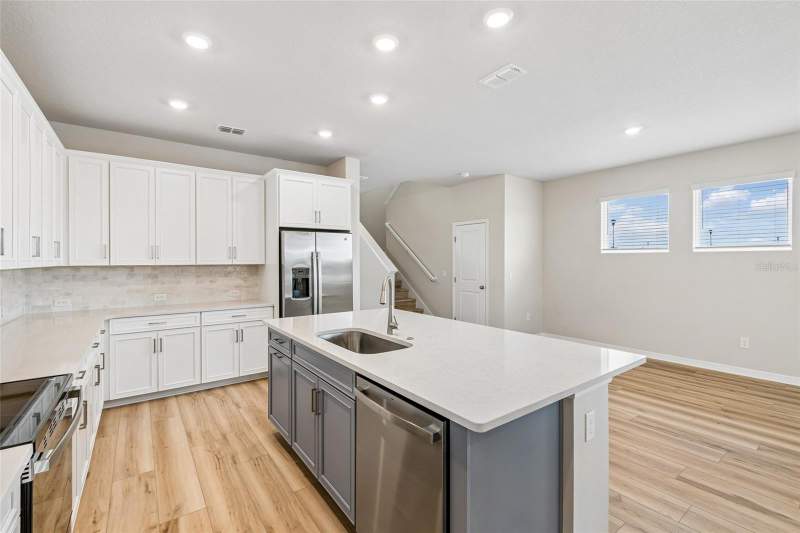 5 bedroom Single Family Residence at 5640 Savanna Valley Trail, Palmeras At Crossprairie, St Cloud — photo 4
