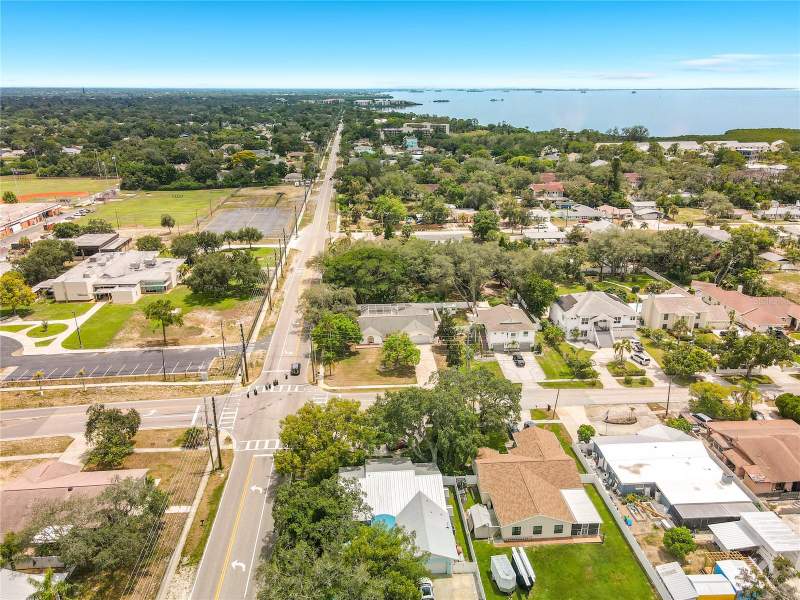 2 bedroom Single Family Residence at 1601 GULF ROAD, GULF VIEW PARK ADD, TARPON SPRINGS — photo 4