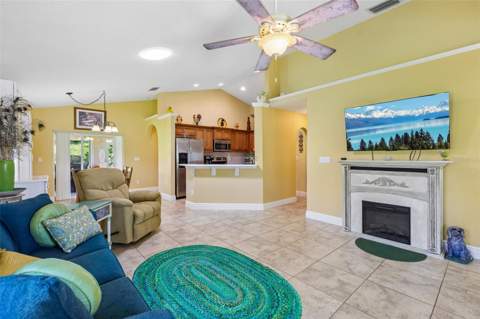 76 Fairway Circle, Umatilla FL - photo 14 of 36