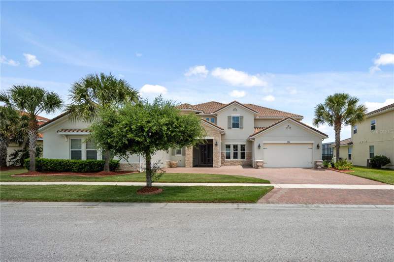 5 bedroom Single Family Residence at 760 Windlass Court, Bellalago, Kissimmee — photo 2