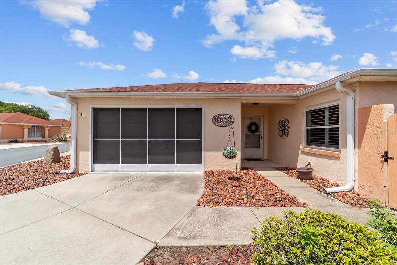 2 bedroom Villa at 911 Medira Drive, Orange Blossom Garden, Lady Lake — photo 3