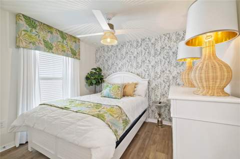 915 Overpool Avenue, Davenport FL - photo 7 of 43