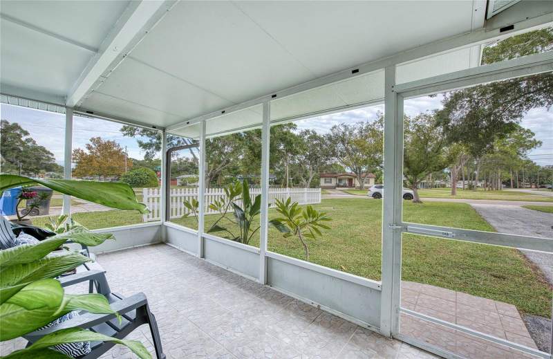 2 bedroom Single Family Residence at 643 Southwest Boulevard, North St Petersburg, St Petersburg — photo 5