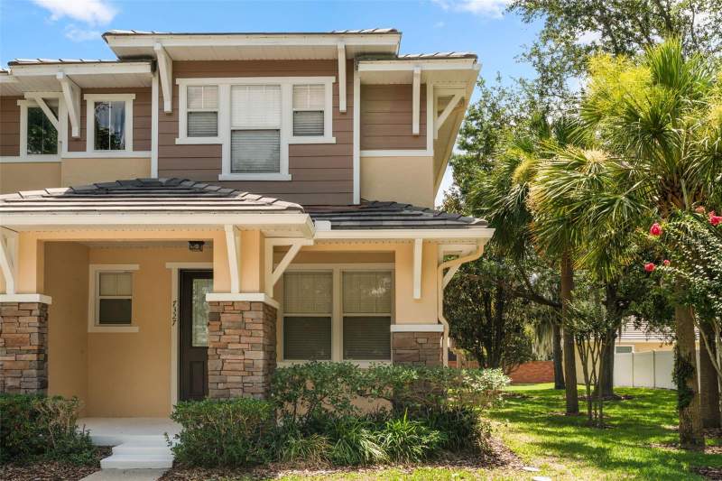 3 bedroom Townhouse at 7327 Millstone Street, Lake Burden South Ph I, Windermere — photo 2