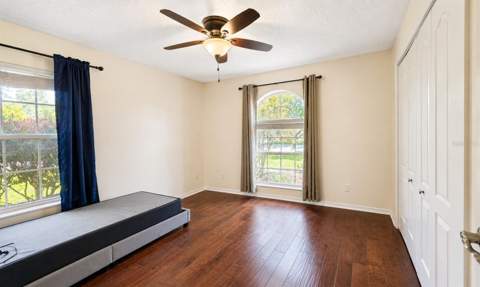 6441 Silver Oaks Drive, Zephyrhills FL - photo 21 of 34