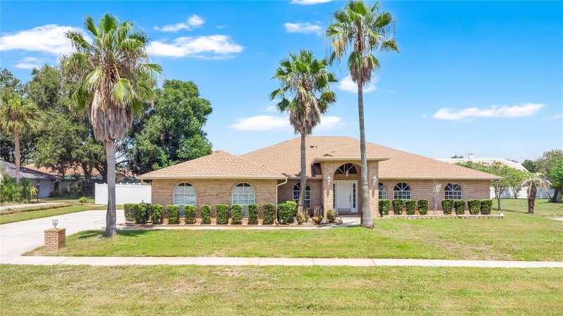 4 bedroom Single Family Residence at 530 Whitecap Cove Court, Landings At Summerhaven Unit 01, Debary — photo 1
