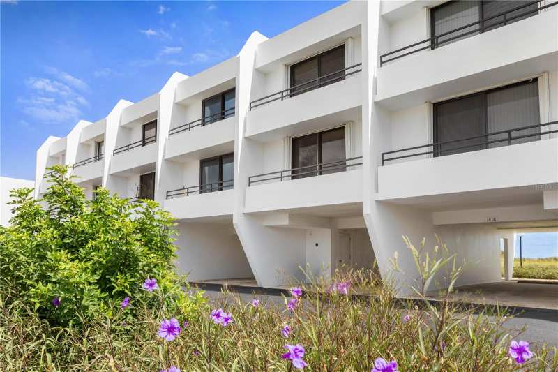 2 bedroom Townhouse at 1418 N Central Avenue, Aliki Gold Coast Sub, Flagler Beach — photo 1