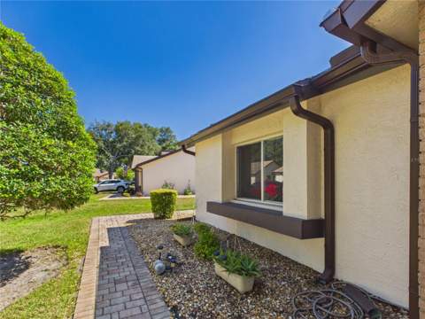 7511 Heather Walk Drive, Weeki Wachee FL - photo 6 of 34