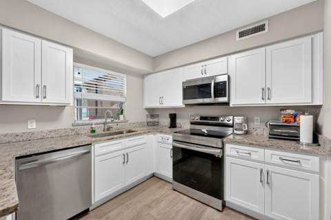 880 Seminole Avenue, Longwood FL - photo 6 of 6