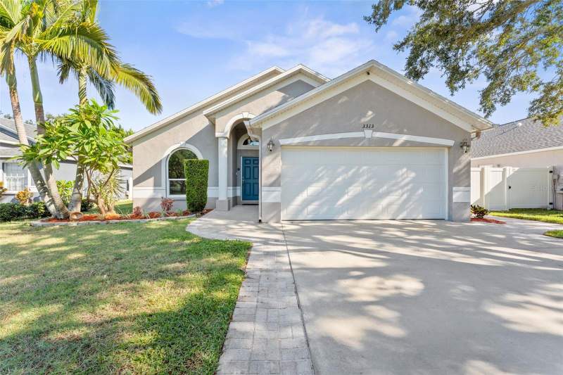 3 bedroom Single Family Residence at 3313 W Marcum Street, Crescent Park, Tampa — photo 4