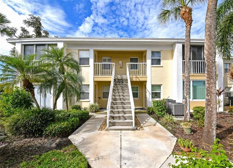 2 bedroom Condominium at 421 Cerromar Terrace #469, Farmington Vistas, Venice — photo 2