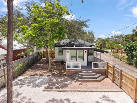 136 N Ring Avenue, Tarpon Springs FL - photo 6 of 6