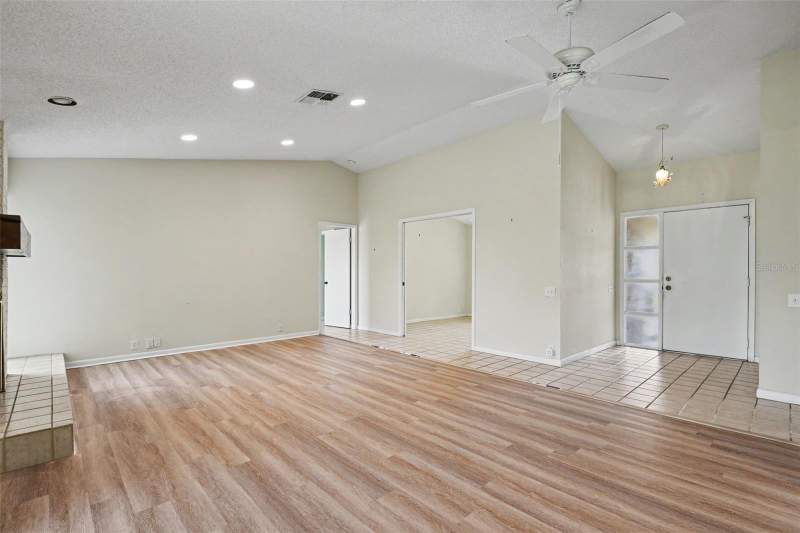3 bedroom Single Family Residence at 3723 Sarazen Drive, Fairway Spgs, New Port Richey — photo 5