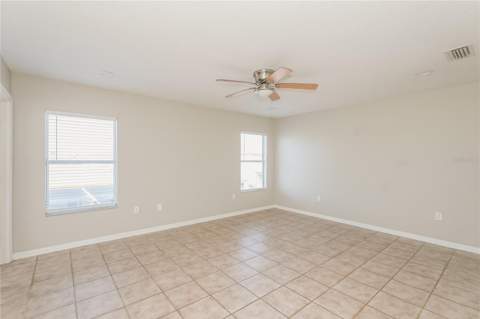 12125 Fox Bloom Avenue, Gibsonton FL - photo 12 of 15