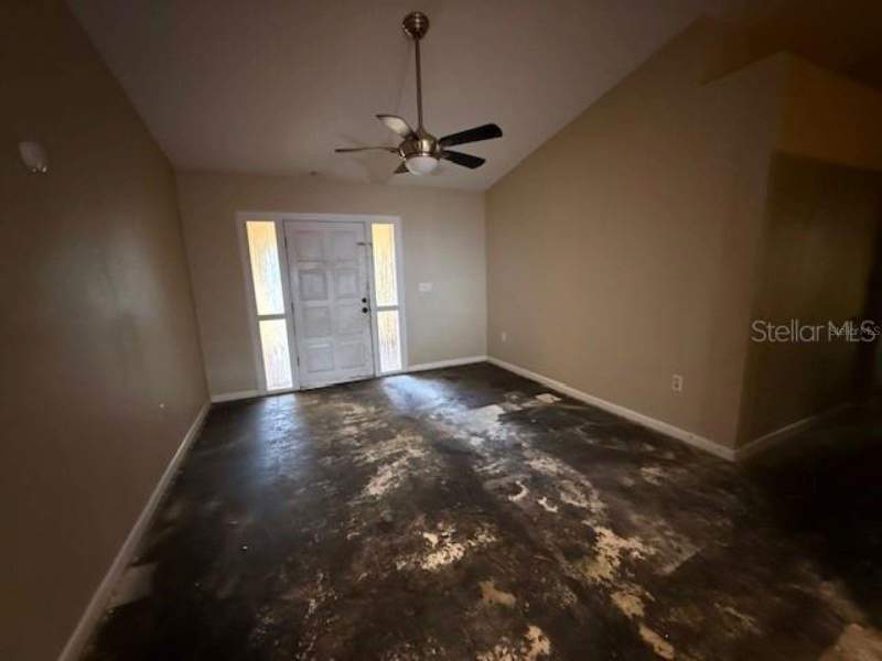 4 bedroom Single Family Residence at 701 Madison Street, Tavares, Tavares — photo 2
