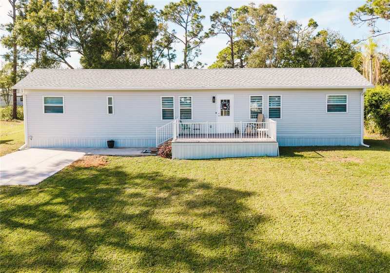 1 bedroom Mobile Home at 11296 Olive Circle, S P G Heights 8th Add, Punta Gorda — photo 1