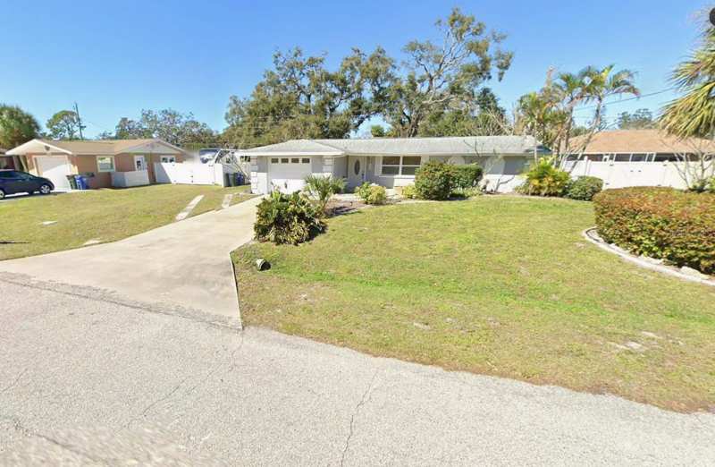 2 bedroom Single Family Residence at 360 Foxglove Road, South Venice, Venice — photo 1