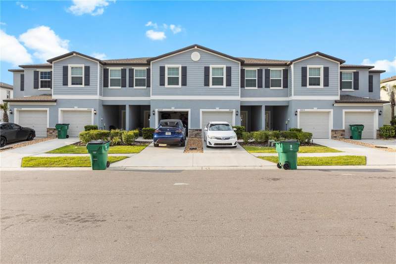 3 bedroom Townhouse at 36515 Camp Fire Terrace, Abbott Square Ph 2, Zephyrhills — photo 3