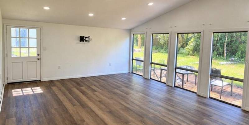 3 bedroom Single Family Residence at 10017 Linda Street, Gibsonton, Gibsonton — photo 5