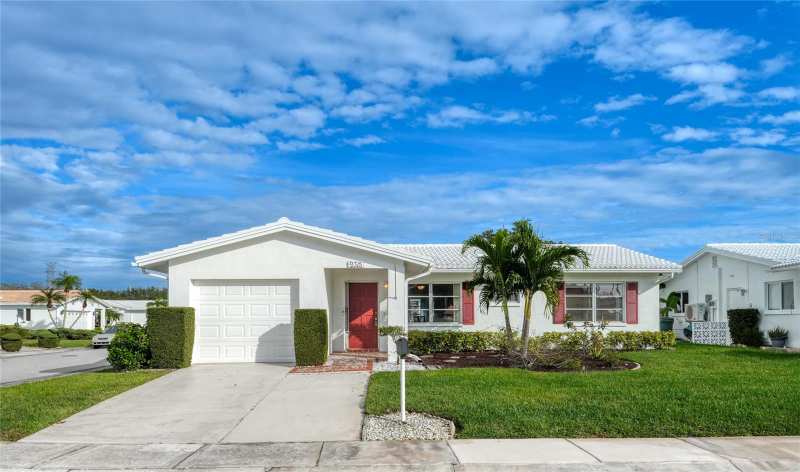 2 bedroom Condominium at 9315 42nd Way ##5, Mainlands Of Tamarac By The Gulf Unit 5 Ph 1 Condo, Pinellas Park — photo 1