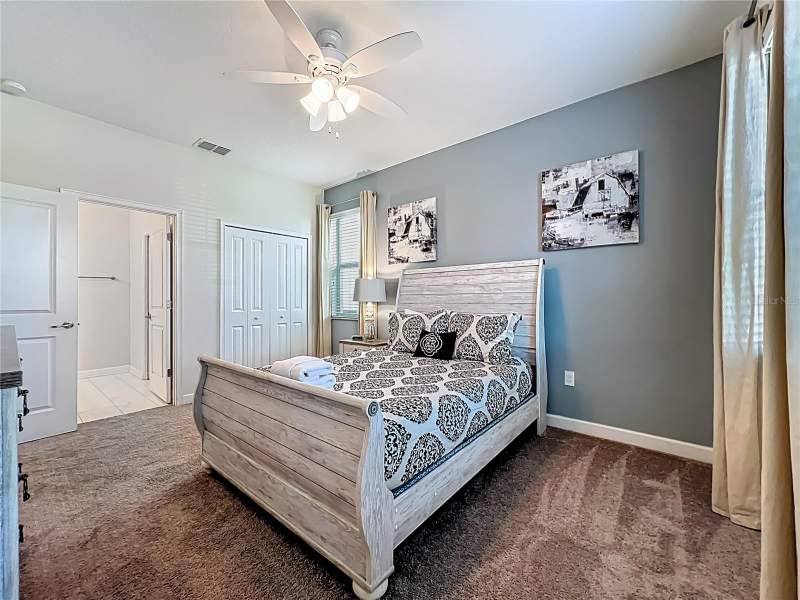 6 bedroom Single Family Residence at 9018 Stinger Drive, Stoneybrook South Ph J-2 & J-3, Davenport — photo 4