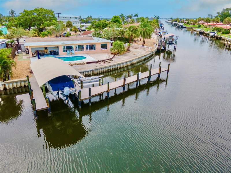 3 bedroom Single Family Residence at 4223 Royal Palm Drive, San Remo Shores, Bradenton — photo 4